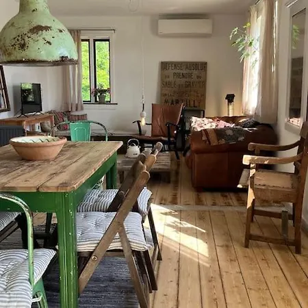 The Old Soap House - Stylish And Close To