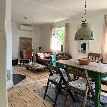 The Old Soap House - Stylish And Close To Ferienhaus